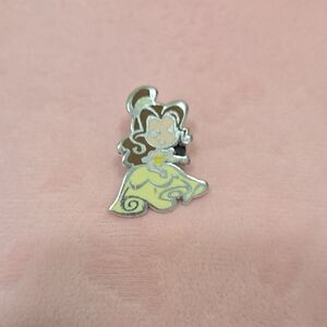 3/$25 ❤️Disney Belle Trading Pin